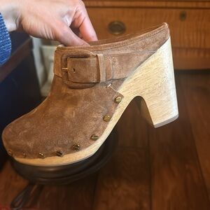 SUEDE VERONICA BEARD MULES